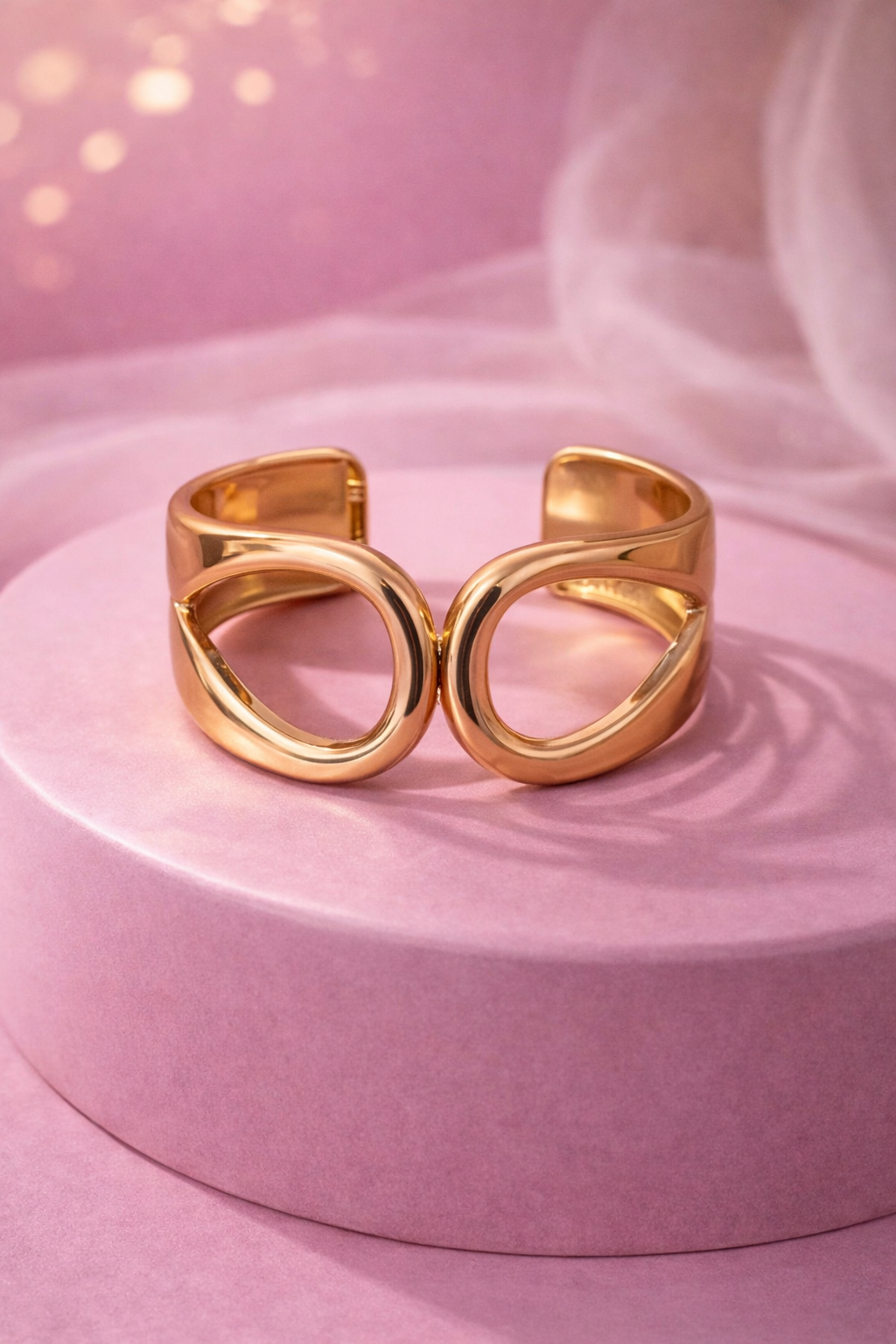 Aurora Link Statement Bracelet