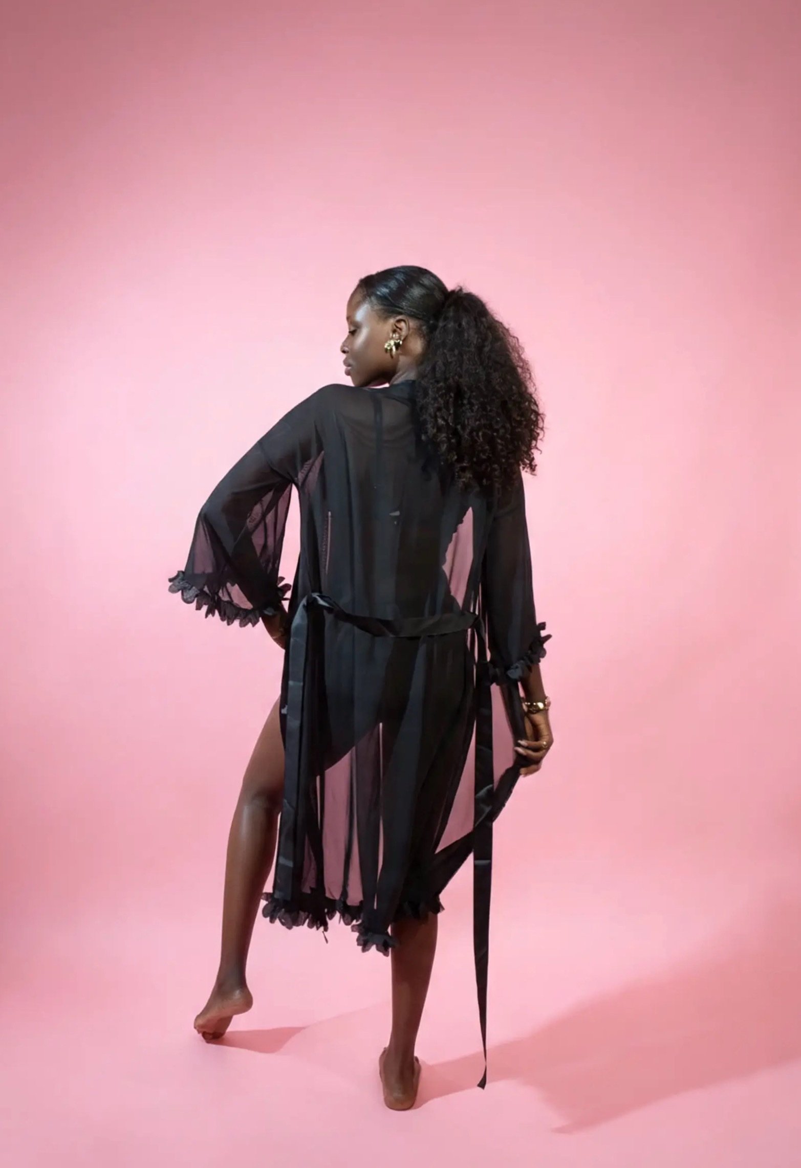 She E O Noir Ruffle Robe
